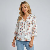 Women's Floral V-Neck Blouse Crochet Trim 3/4 Sleeve